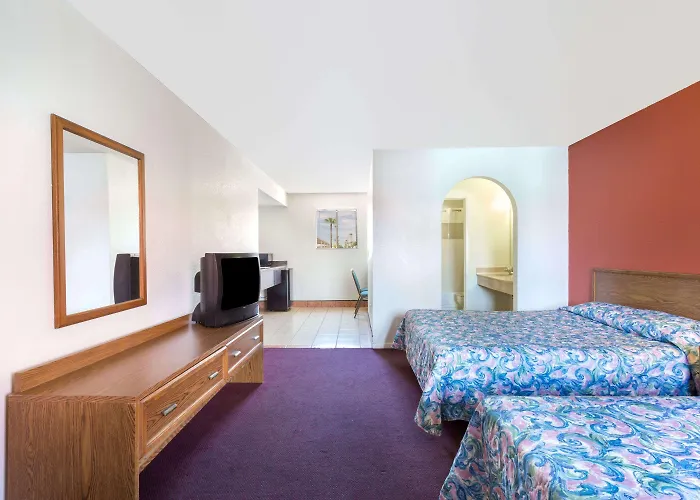 Hotel Travelodge Mesa 2*
