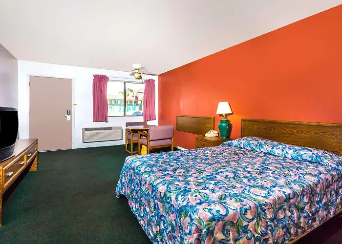 Travelodge Mesa Hotel Mesa